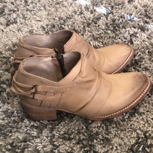 Freebird sandi booties